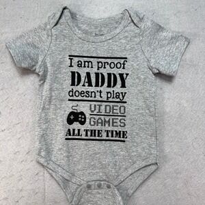 Gray Baby Onesie I Am Proof Daddy Doesn't‎ Play Video Games Bodysuit